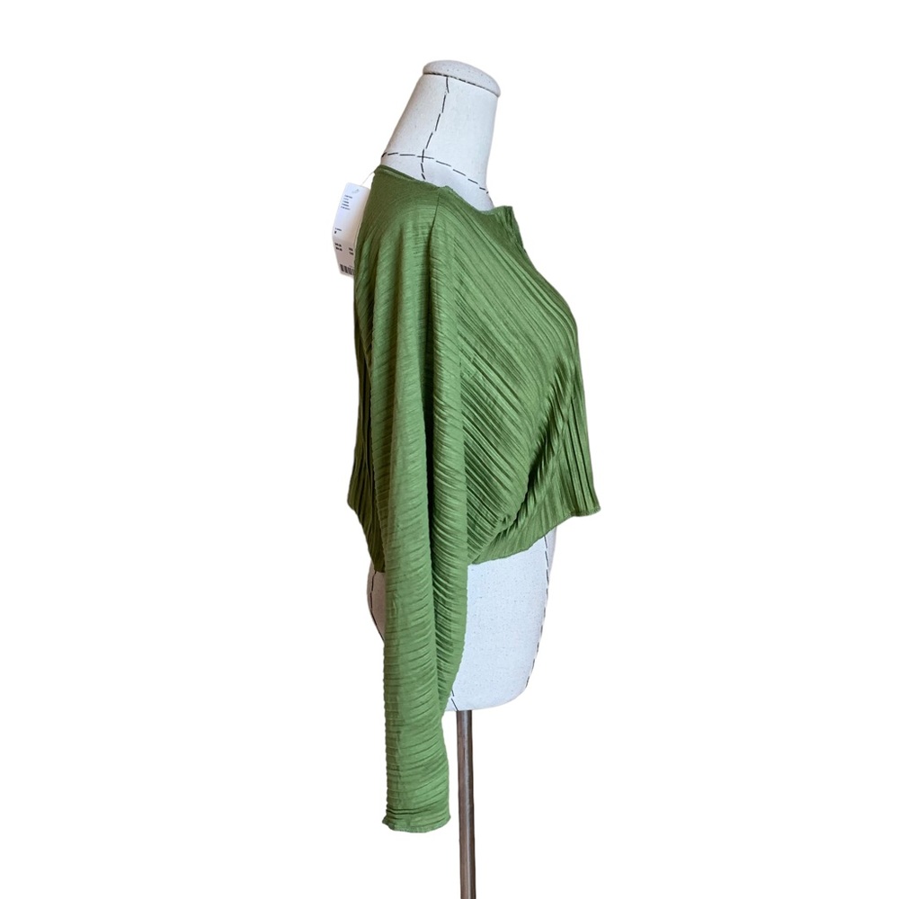 NWT UO Urban Outfitters Pleated Lime Green Cropped Flowy Boxy Top Blouse M - Picture 3 of 6